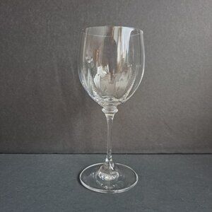 Mikasa Stephanie Wine Glass 7" Tall Clear Crystal Vertical Cut Stemware Elegant